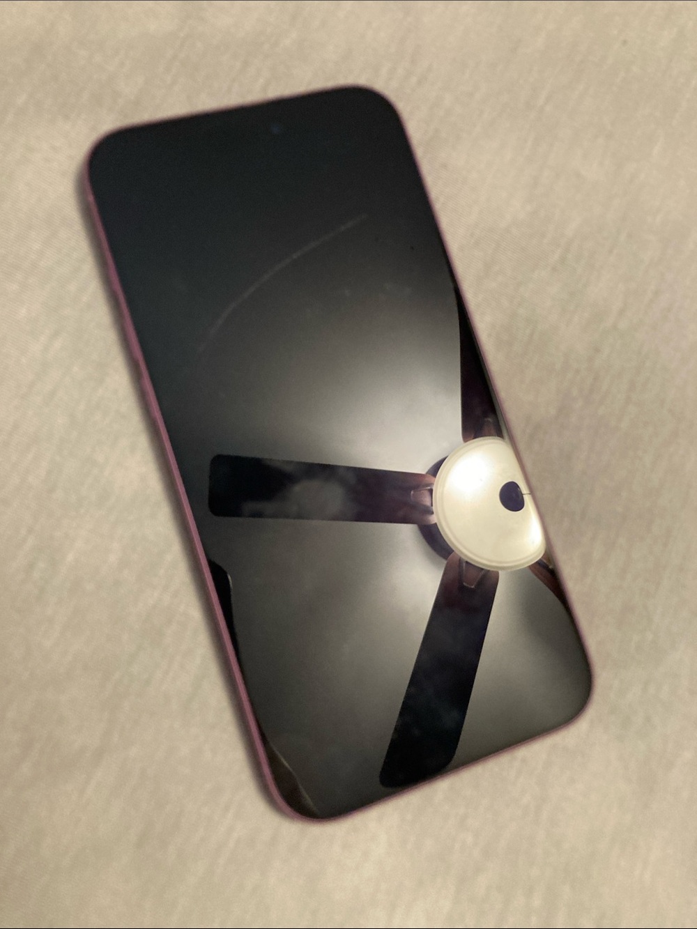 Apple iPhone in Lavender/Pink Back